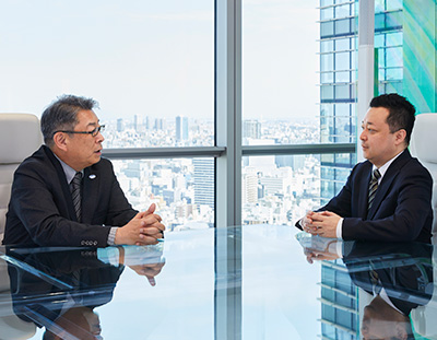 山下